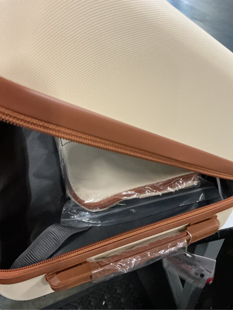 Condition photo showing Good Condition for imiomo carry on luggage, 20 in carry-on suitcase with spinner wheels?hardside 3pcs set with tsa lock
