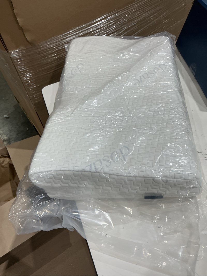 Condition photo showing Good Condition for dosaze orthocurve pillow