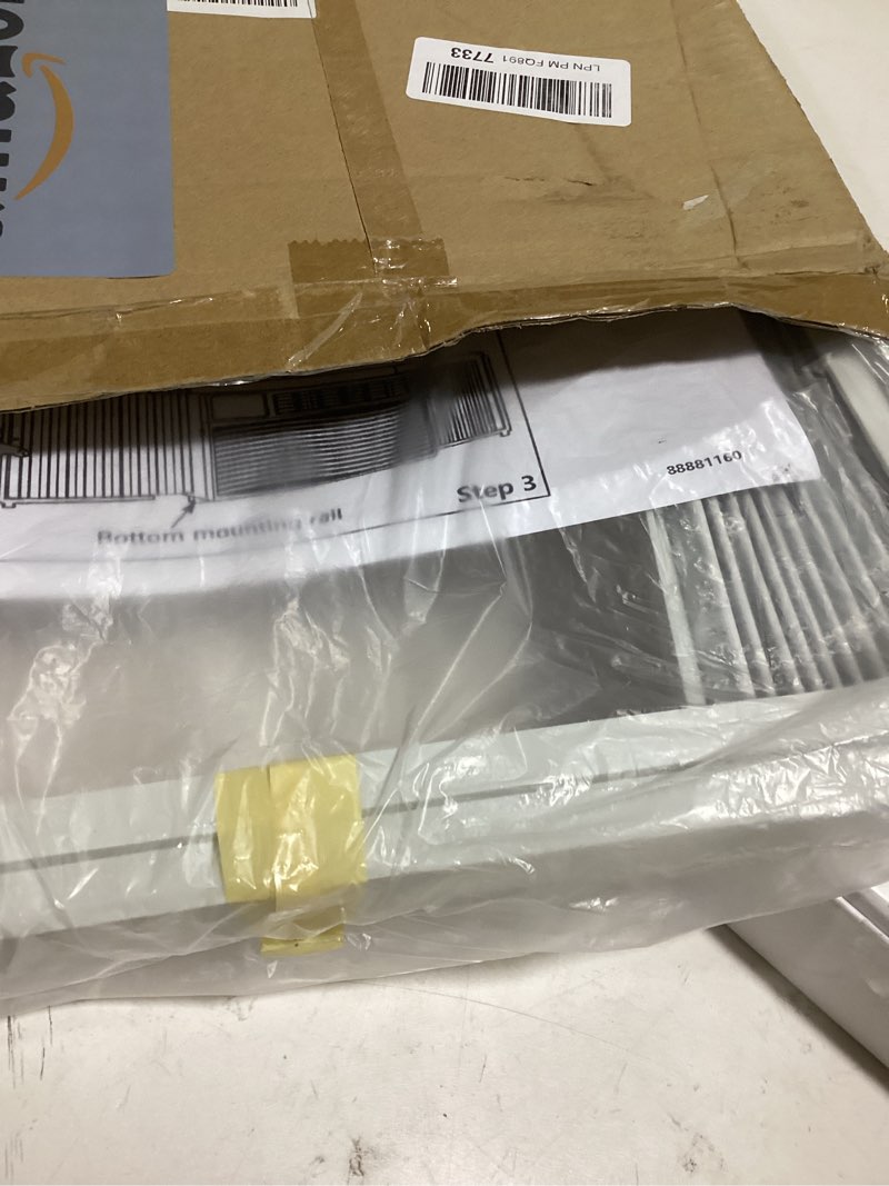 Condition photo showing Good Condition for lbg products window air conditioner side panel and frame set,ac accordion filler kit,fits most 5000btu window air conditioners, ac side panels with frame