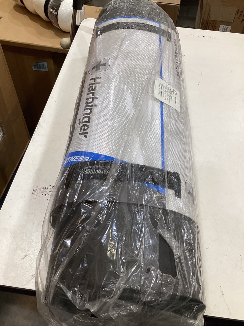 Condition photo showing Good Condition for durable sponge vinyl 3/8" anti-fatigue mat, 24" x 36", black