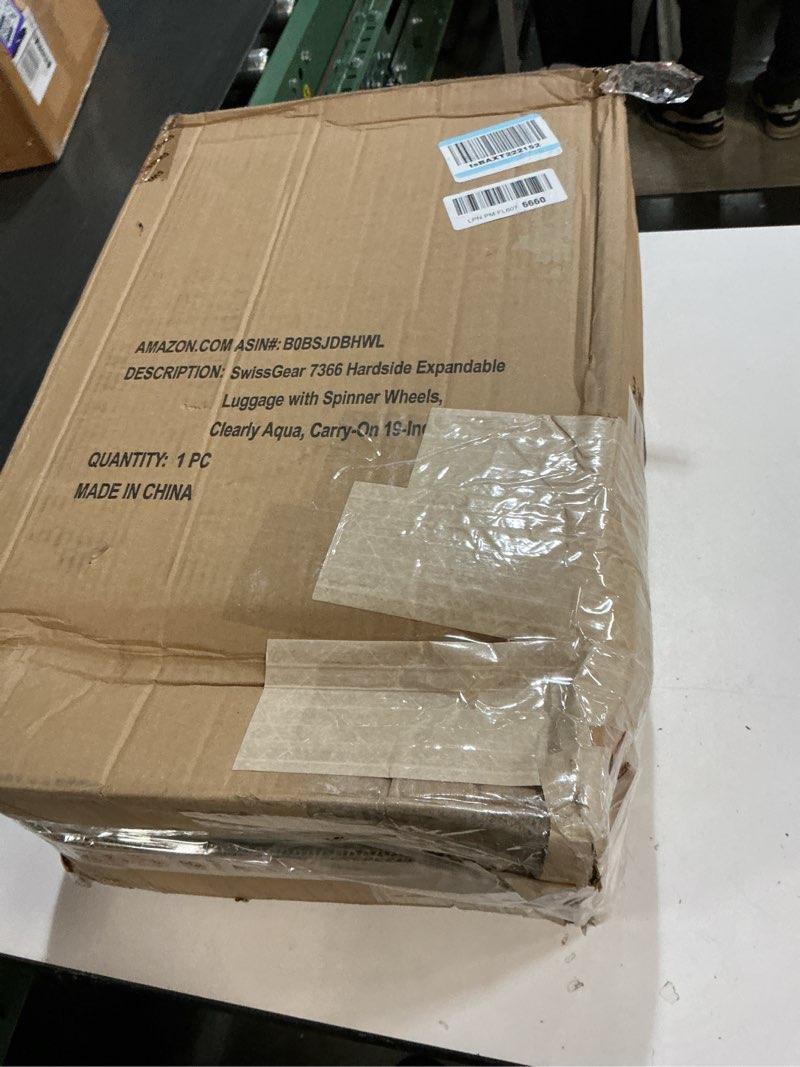 Condition photo showing Good Condition for SwissGear 7366 Signature Hardside Expandable Luggage with Spinner Wheels, TSA Lock, Cup-Holder, Clearly Aqua, Carry-On 19-Inch Carry-On 19-Inch Clearly Aqua