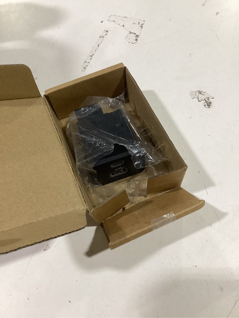 Condition photo showing Good Condition for MOTOKU Center Console SYNC 3.4 USB Type-C Interface Charger Socket Adapter Module Hub for Ford Bronco Sport F150 Mustang Mach-E Maverick 2020-2025 Dual Port Support for Apple Carplay Android