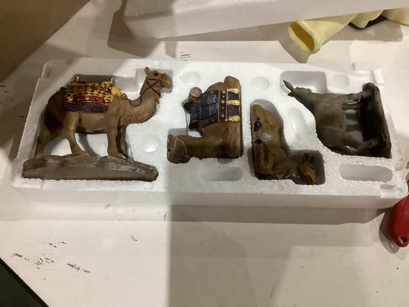 Condition photo showing Good Condition for Three Kings Gifts Deluxe Edition, Nativity Scene Set & Figures, 16-Pieces, 7 inch Scale Collection