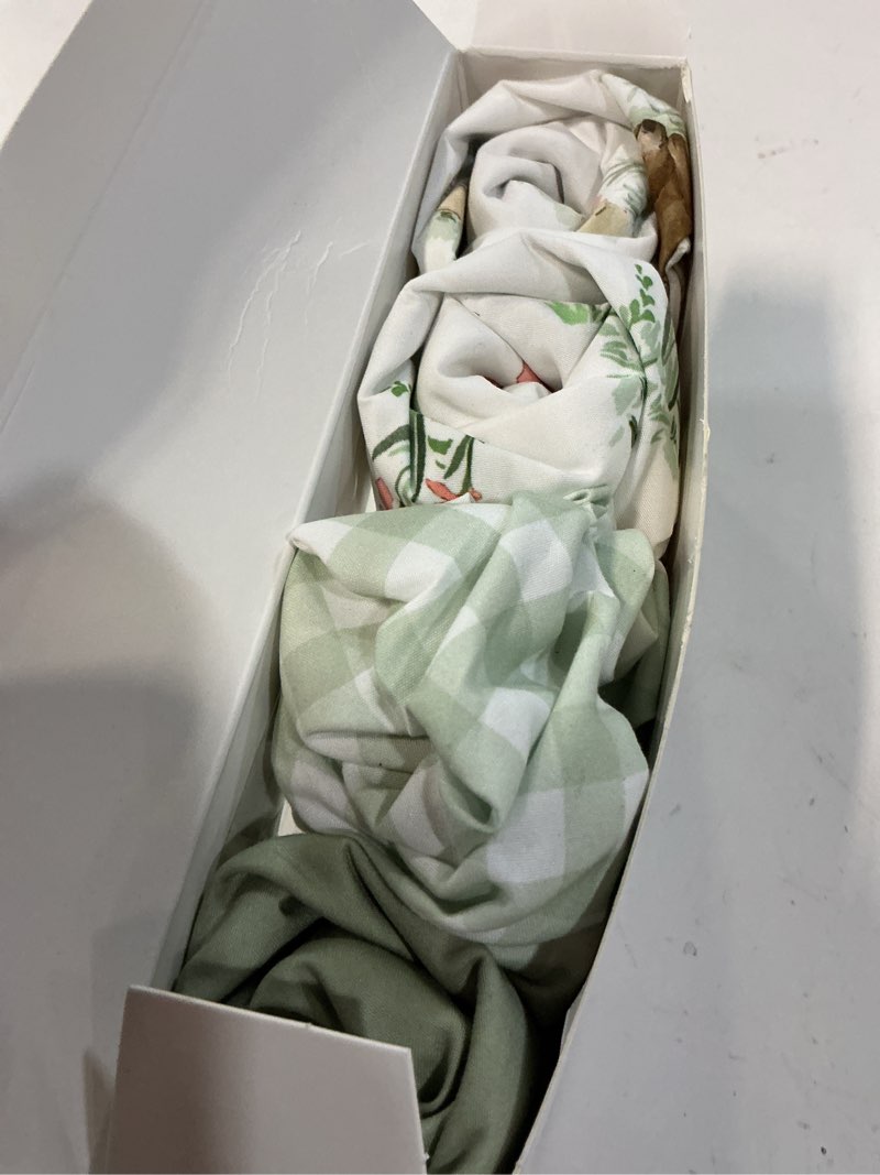 Condition photo showing Good Condition for Gllquen Baby Bassinet Sheets 4 Pack, Breathable Cozy Fitted Mattress Sheet, Elastic Travel Crib Fashionable Pattern, Standard Cradle Safe Sheets for Baby Boys Girls 32"x16"(Forest Tale) Forest Tale Bassinet Sheet-32"x16"