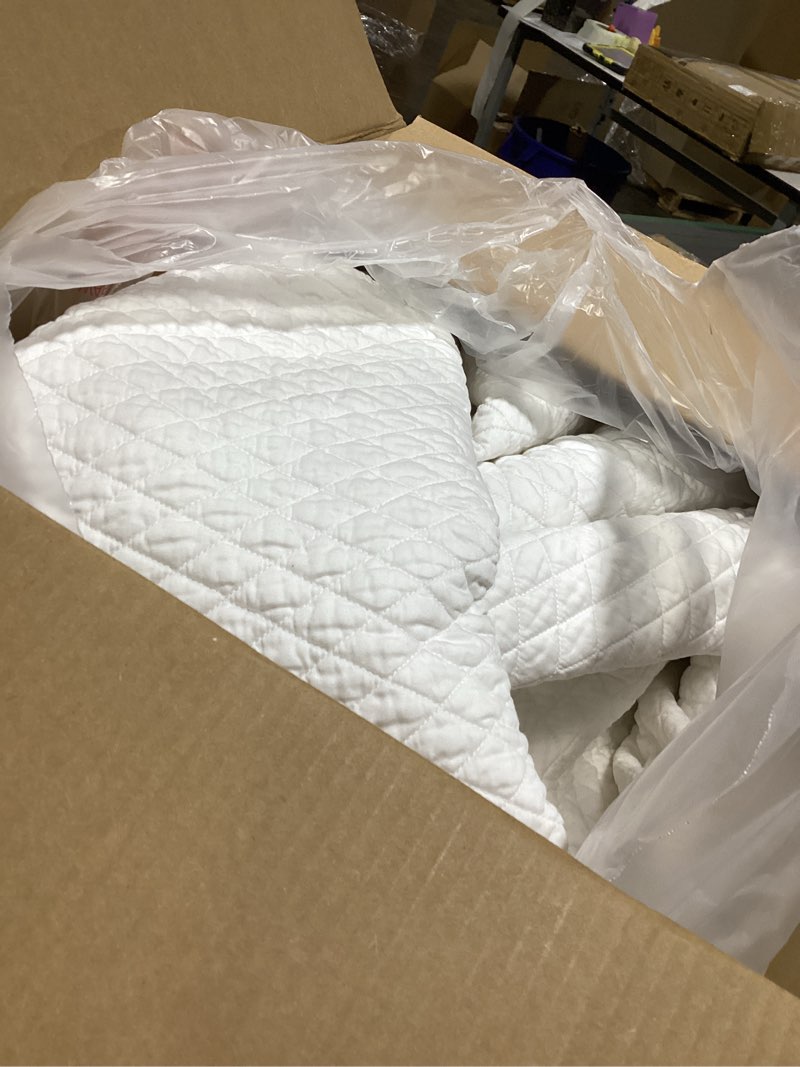 Condition photo showing As Is for BIOWEAVES 100% Organic Cotton Quilt King Size - Diamond Stitched Quilted Bedspreads - All Season Oversized Coverlet Set - GOTS Certified Bedding Set | 1 Quilt & 2 Pillow Shams Coverlet Set - King / Cal King White