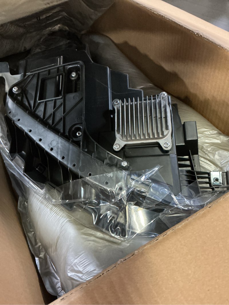 Condition photo showing New/Like New for left driver side headlight assembly compatable with 2021 2022 2023 model 3/y matrix front headlamp 151495200c 1514952-00-c