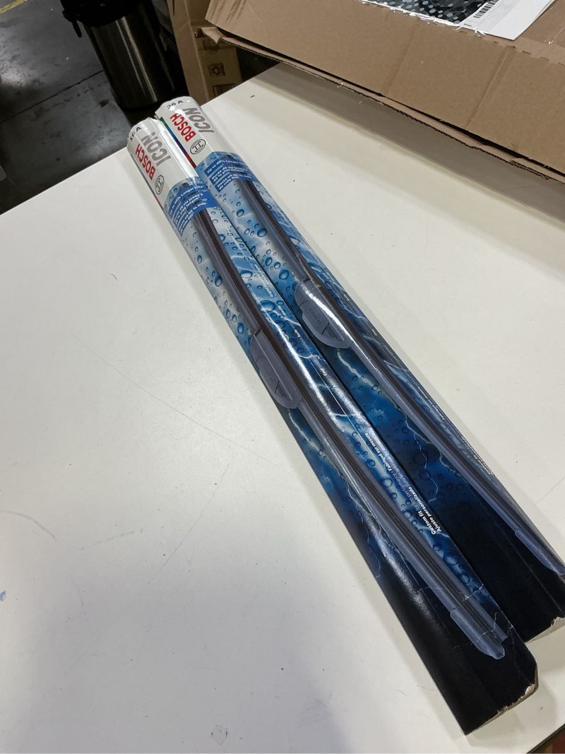 Condition photo showing Good Condition for bosch 26a16a icon beam wiper blades - driver and passenger side - set of 2 blades (26a & 16a) front (26a & 16a) icon combo pack (front)