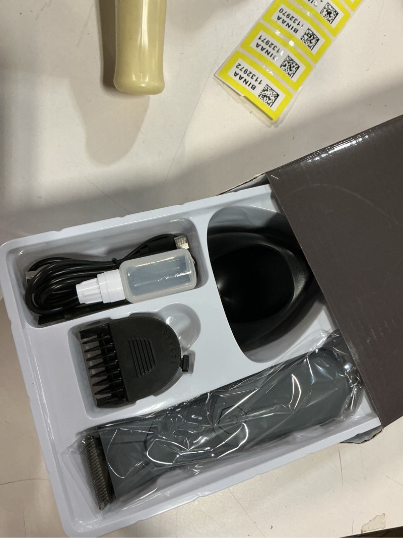 Condition photo showing New/Like New for Grey Voukad Personal Hair Trimmer