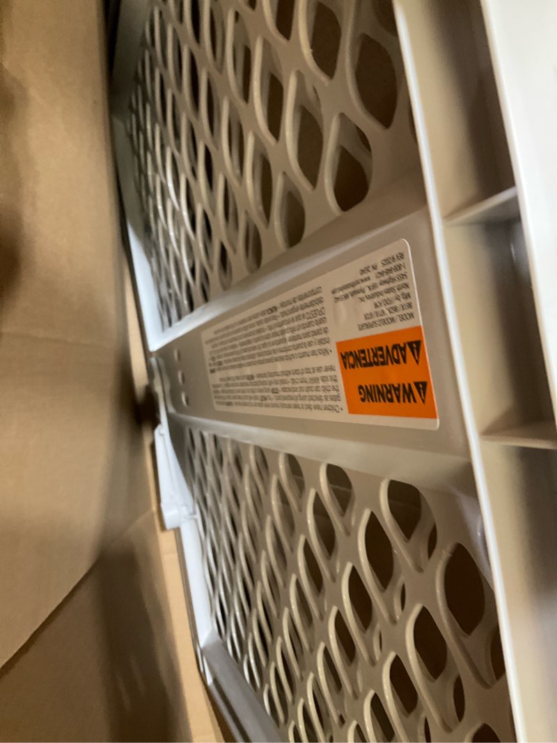 Condition photo showing New/Like New for north states 5-way pet gate, model# 8619