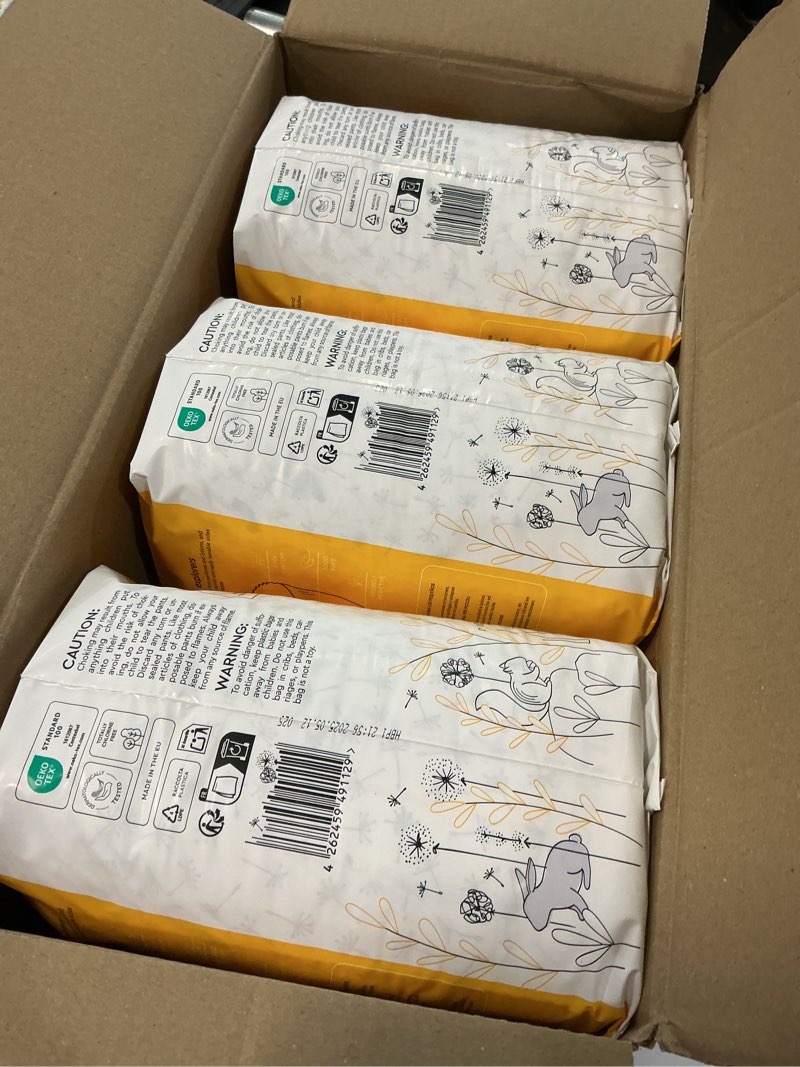 Condition photo showing New/Like New for lillydoo diaper pants toddlers - size 5 (24+ lbs), half-monthly supply (66 count), skin-friendly, ultrasoft, chlorine-free, snug fit & absorbent pull on diapers 5 66.0