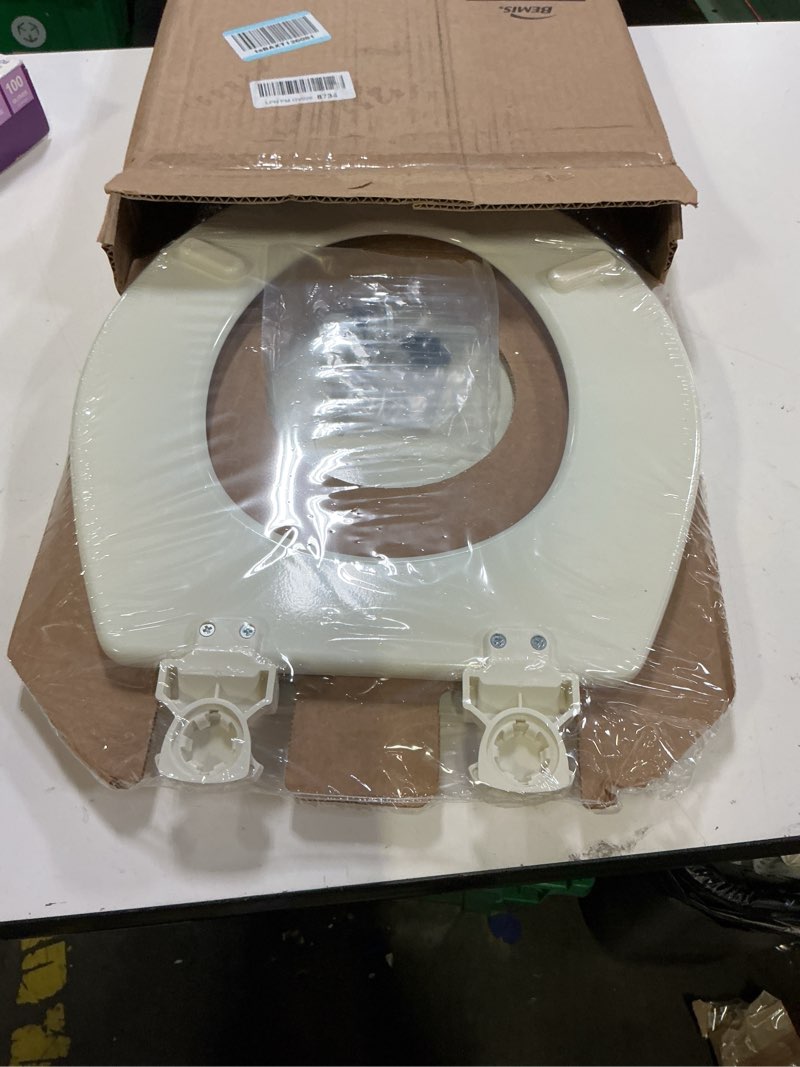 Condition photo showing Good Condition for bemis 500ec durable wood toilet seat with easy clean hinges, made in usa, round, biscuit biscuit round