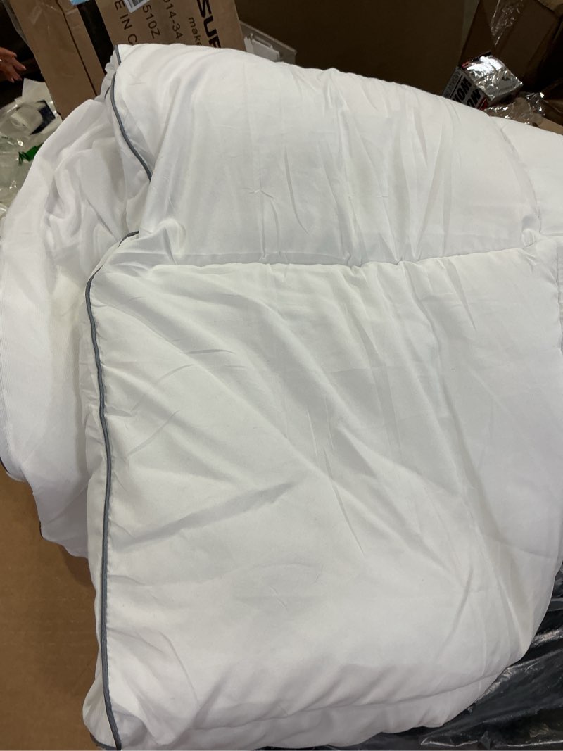 Condition photo showing Good Condition for drovan mattress topper full size - extra thick mattress pad cover - pillow top deep pocket with breathable 7d spiral fiber filling cooling mattress cover white full