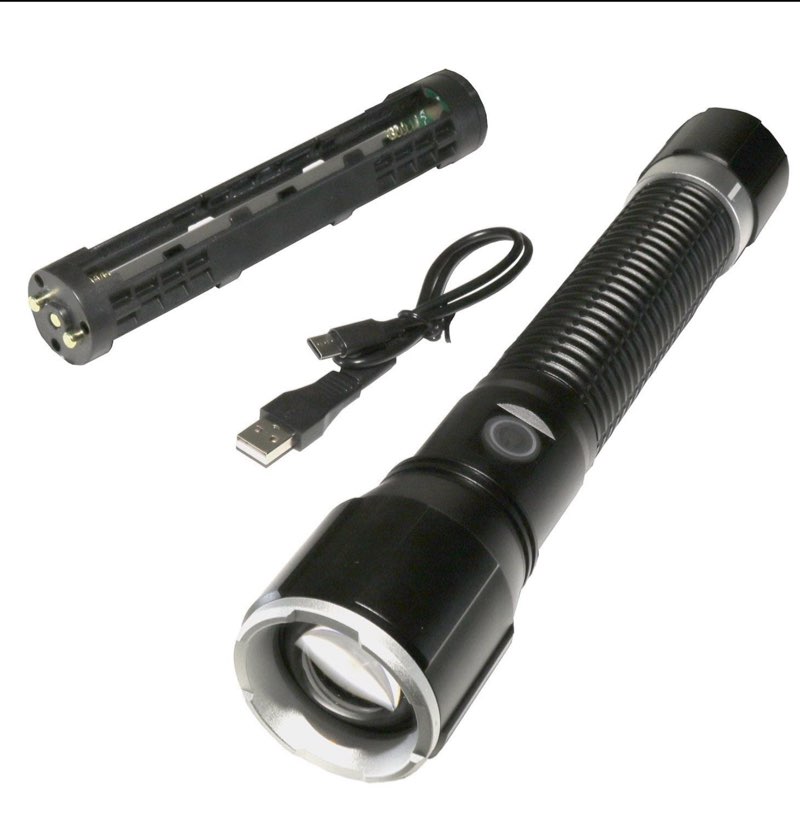 member's mark 8,000 lumen dual power flashlight