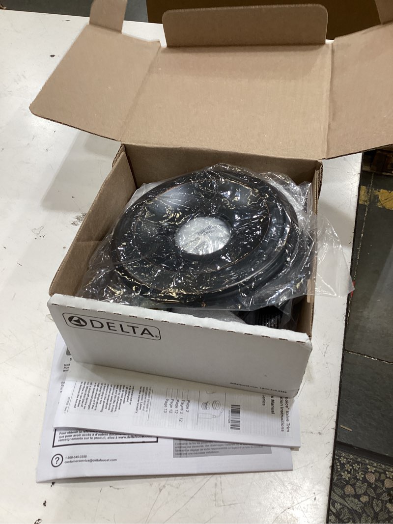 Condition photo showing Good Condition for delta windemere 14 series bathtub and shower faucet set, oil rubbed bronze shower head and handle set, valve trim kit, oil rubbed bronze bt14496-ob (valve not included)