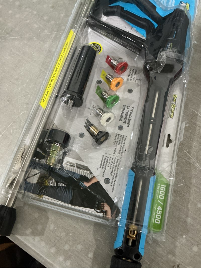 Condition photo showing Good Condition for surfacemaxx 4500-psi pressure washer spray gun kit