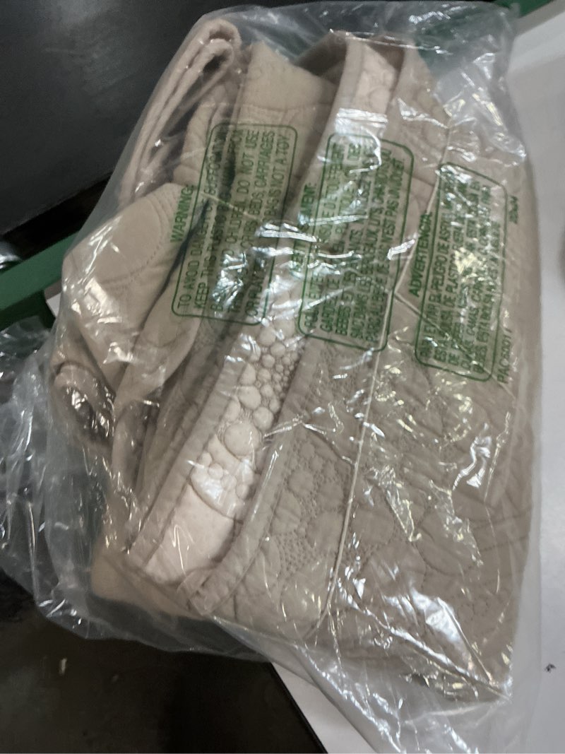 Condition photo showing Good Condition for vctops boho circle embroidery couch sofa cover solid color cotton quilted non-slip sectional couch covers sofa slipcover for dogs, children, pets furniture protector (khaki,43"x70") 1pc/43"x70"/rectangular khaki
