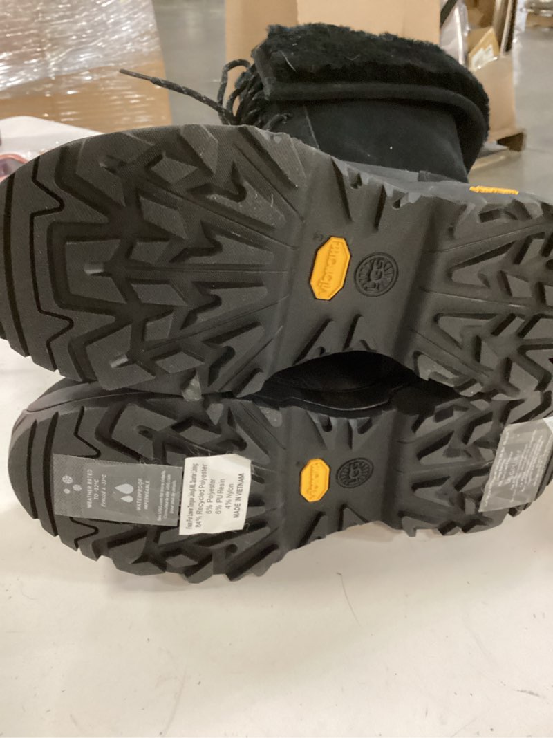 Condition photo showing Good Condition for Women's Adirondack Boot size 7