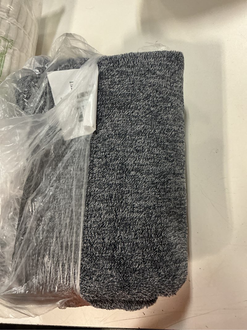 Condition photo showing New/Like New for finre?c 4x6 washable area rugs for bedroom living room, low pile thin rug solid color, non-slip carpet indoor for home decor (brown) brown 4' x 6' (rectangular)
