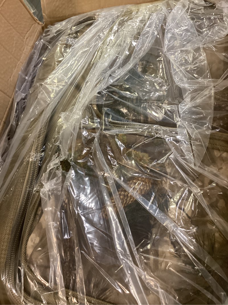 Condition photo showing Good Condition for new view bow case - protects your compound bow - features large compartment, soft padding, comfortable carrying options & multiple accessory pockets - lightweight durable archery bow bag