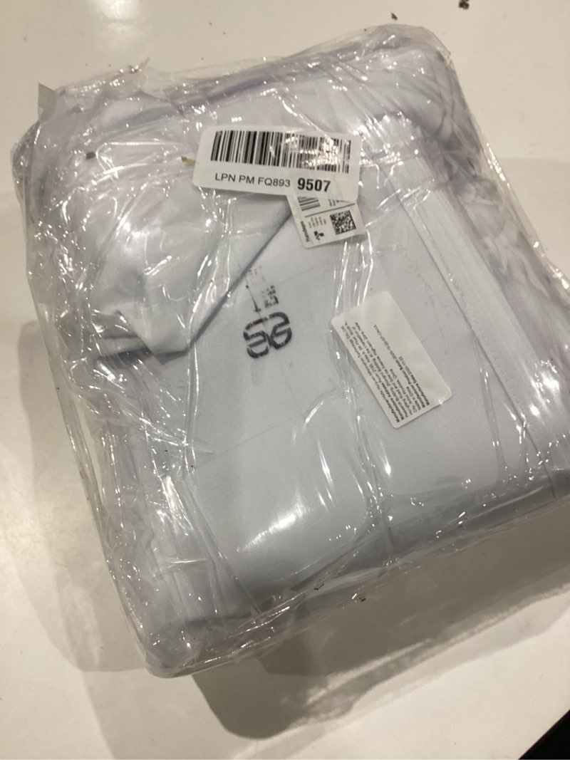 Condition photo showing Good Condition for handepo 40 pcs apron chef hat set aprons chef 's bib apron hats bulk for cooking painting 7-13 years normal
