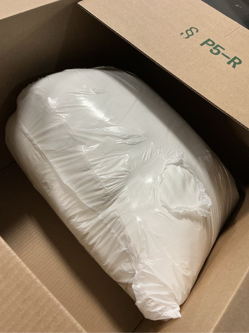 Condition photo showing Good Condition for Utopia Bedding Bed Pillows for Sleeping Queen Size (White), Set of 2, Down Alternative Pillow for Sleeping, Cooling Hotel Quality Pillow Set for Back, Stomach or Side Sleepers White Queen (Pack of 2)