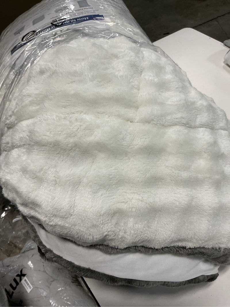 Condition photo showing As Is for IR Imperial Rooms Sherpa Blankets Queen Size - Thick and Warm Blankets for Winter, Reversible Soft and Fuzzy Fluffy Queen Size Blanket for Bed, Light Grey, 90x90 Inches