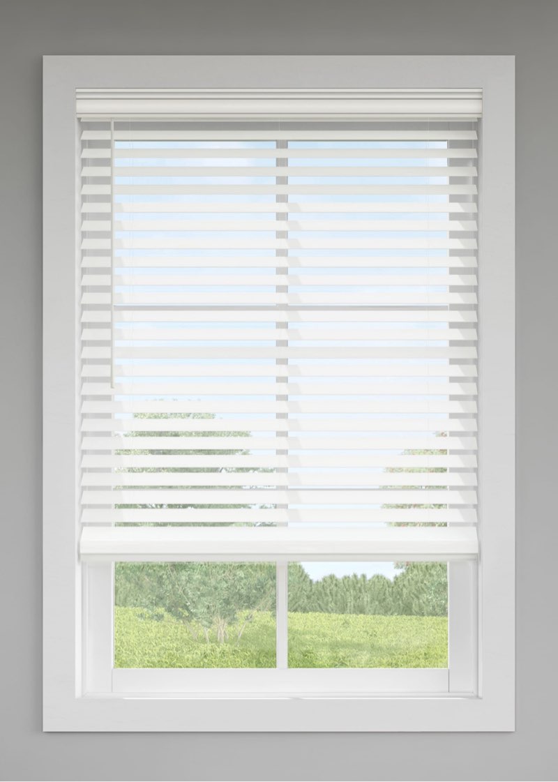 NEW Levolor 2.5 Inch Faux Wood Blind  White 31 X 72
