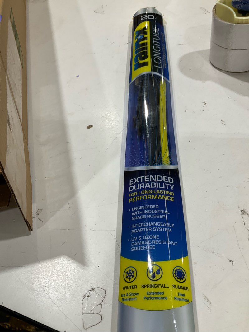 Condition photo showing New/Like New for Rain-X Longitude Wiper Blade 20"