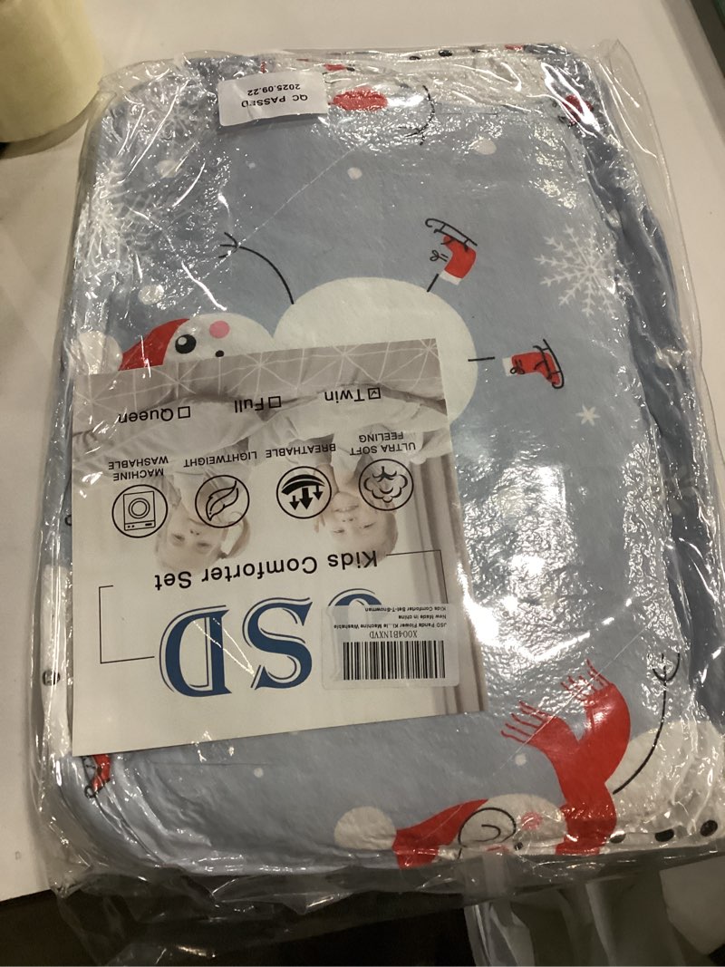 Condition photo showing Good Condition for JSD Blue Snowman Kids Comforter Set Twin Size, 2 PC Christmas Winter Printed Microfiber Bedding Set Snowman Twin/Twin XL