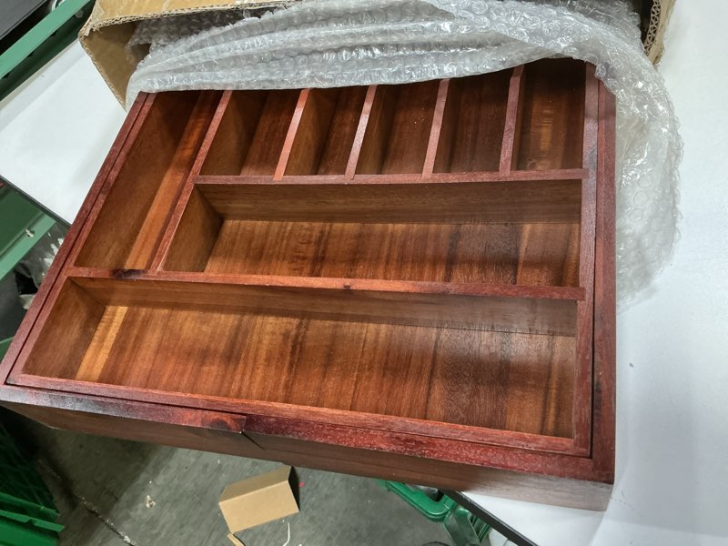 Condition photo showing Good Condition for KitchenEdge Premium Silverware, Flatware and Utensil Organizer for Kitchen Drawers, Food-Safe Contract Grade, Expandable from 16 to 28 In, Natural Bamboo From 16" to 28" wide Natural Bamboo