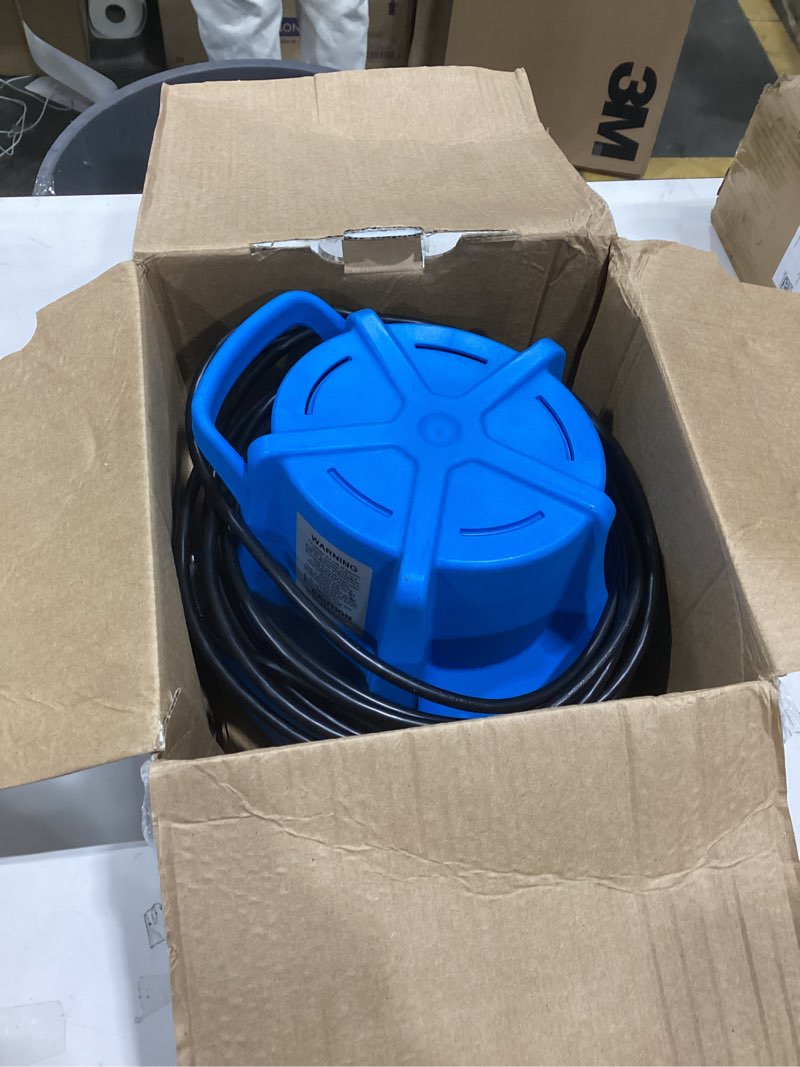 Condition photo showing Good Condition for Little Giant APCP-1700 115-Volt, 1/3 HP, 1745 GPH, Automatic, Submersible, Swimming Pool Cover Pump with 25-Ft. Cord, Light Blue, 577301