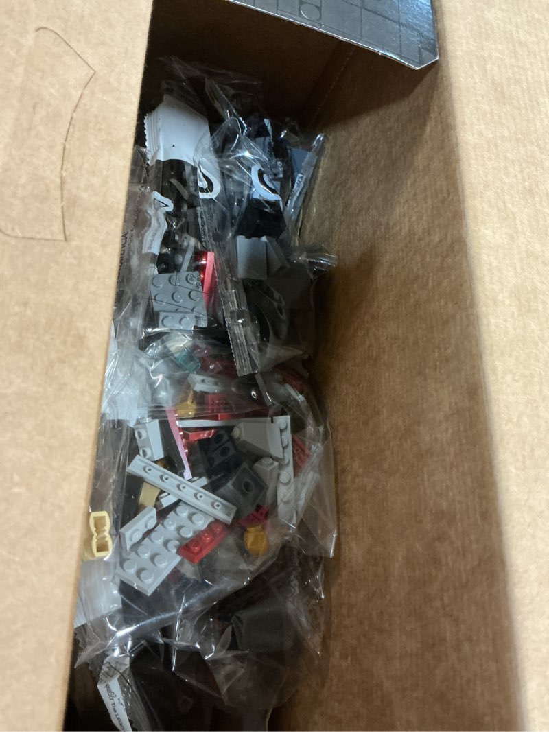 Condition photo showing Good Condition for LEGO Star Wars The Dark Falcon Buildable Starship, Star Wars Toy Vehicle Set for Boys and Girls, Collectible Millenium Falcon Toy with 6 Star Wars Minifigures, Birthday Gift for Kids or Any Fan, 75389
