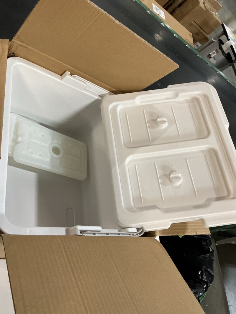 Condition photo showing Good Condition for 11qt 19qt insulated portable cooler leak-proof ice chest lunch box hard coolers with extra ice pack for bbq, camping, pincnic blue 19qt