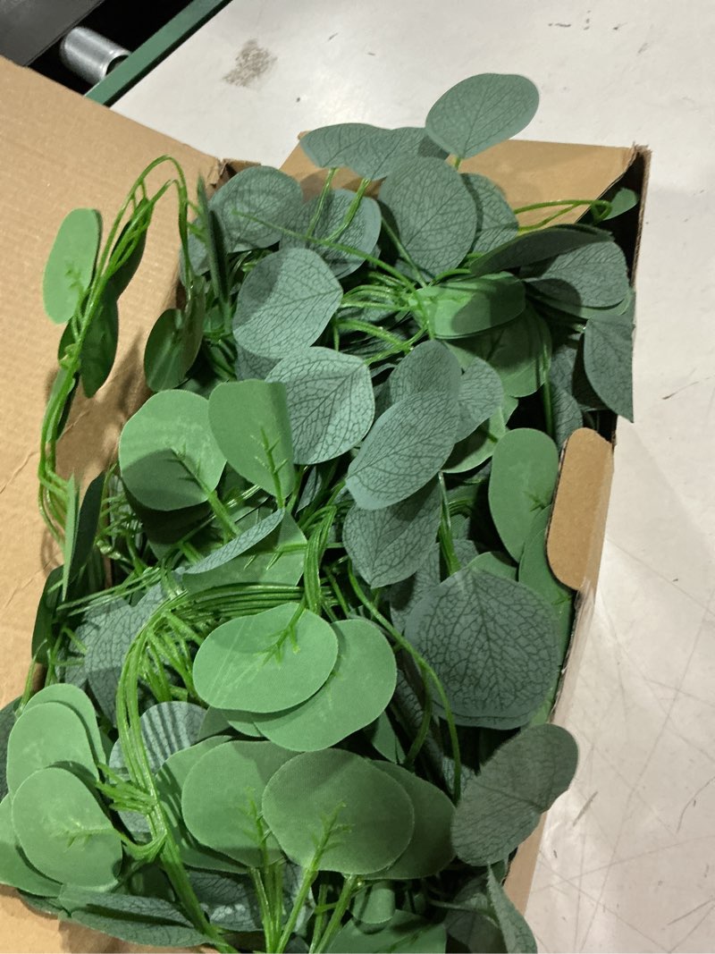 Condition photo showing Good Condition for cqure 72pcs eucalyptus garland,artificial eucalyptus leaves table greenery garland wreath vines for wedding party table fireplace wall room decor 504 ft