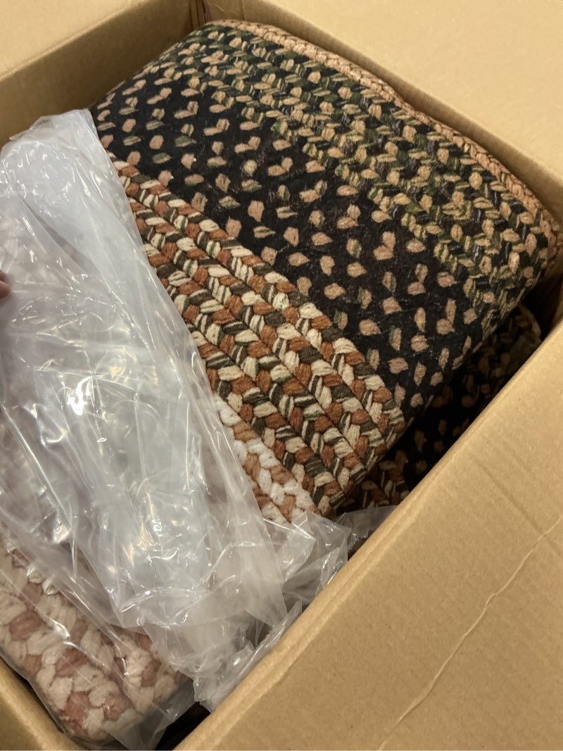 Condition photo showing Good Condition for Braided Washable Area Rug 8x10 Large Rug for Living Room Modern Braid Bedroom Rug Non Slip Stain Resistant Dining Room Throw Carpet Soft Farmhouse Accent Carpet for Home Decor, Crimson/Earthy 8' x 10' (Rectangular) Crimson/Earthy