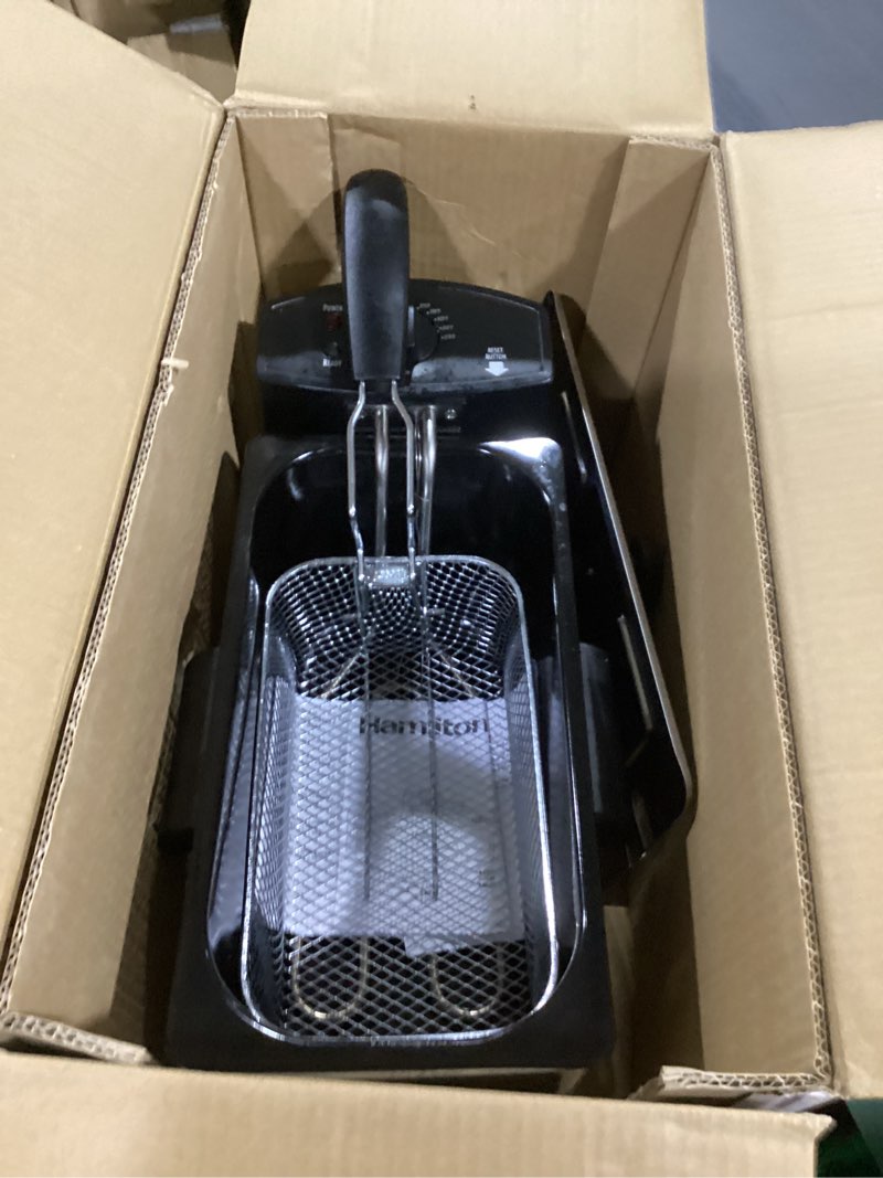 Condition photo showing New/Like New for Family Size Deep Fryer