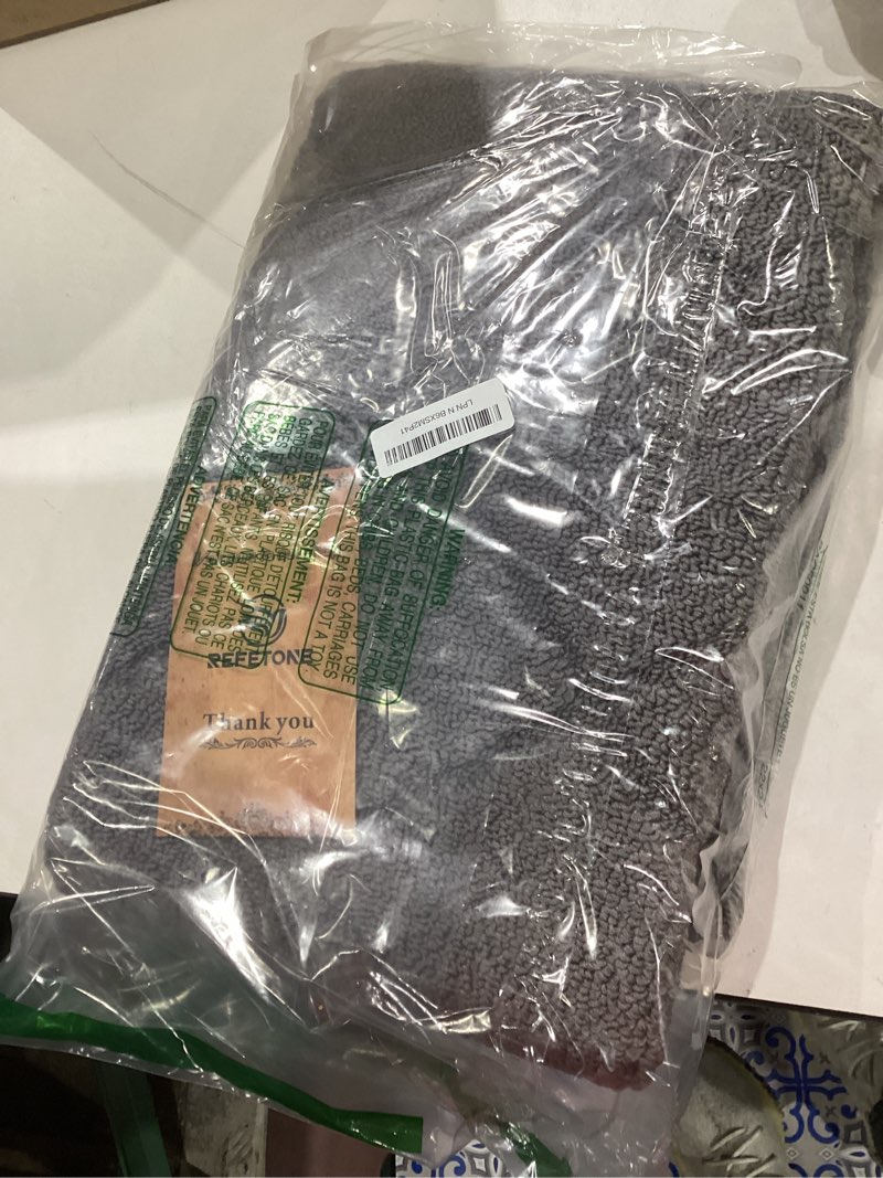 Condition photo showing Good Condition for refetone indoor doormat, front back door mat 32"x48" rubber backing non slip mats, absorbent washable entrance doormat for entryway, resist dirt low-profile inside floor mat for muddy shoes light grey 2'8" x 4' (rectangular) big plaid light grey