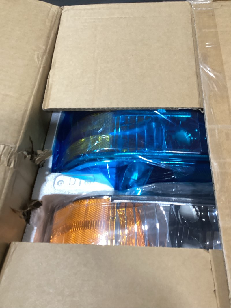 Condition photo showing New/Like New for headlight assembly w/bulbs for 1999-2004 ford super duty f250 f350 f450 f550,00-04 ford excursion headlamp replacement with bumper signal corner light (not for sealed beam models) pair set chrome | with high & low beam bulbs oe replacement