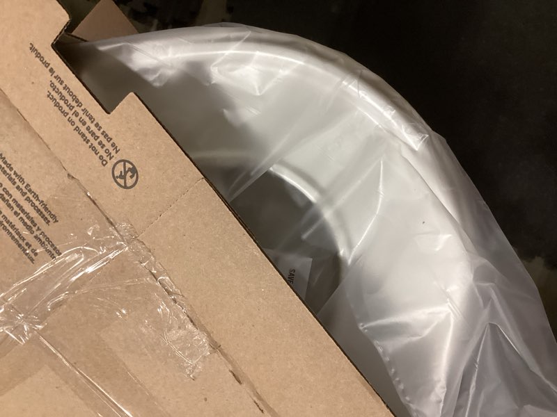Condition photo showing Good Condition for bemis 7300slec slow close toilet seat, easy clean hinges and durable plastic seat, made in usa, elongated, white