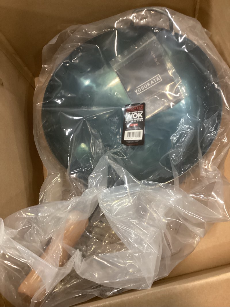 Condition photo showing Good Condition for YOSUKATA 14” Round Bottom Carbon Steel Wok Pan – Blue Pre-Seasoned Pow Wok for Stir Fry, BBQ & Camping – Traditional Japanese & Chinese Cookware – Compatible with Gas Stoves & Open Fire Only 14" Blue
