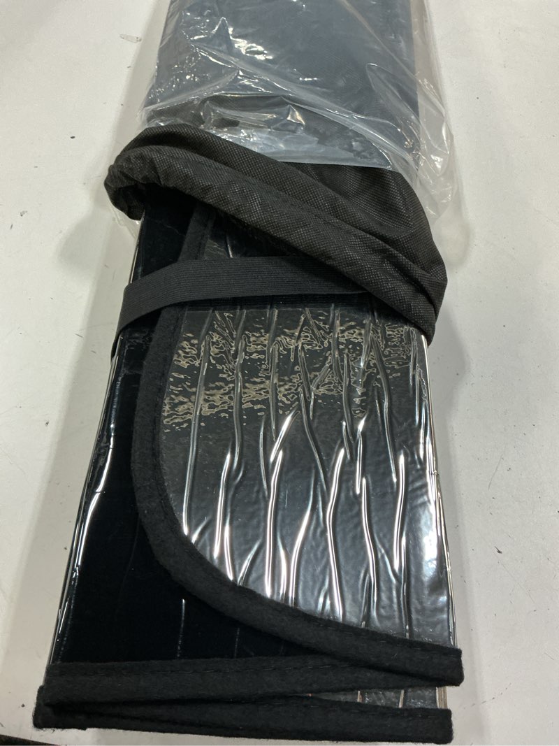 Condition photo showing Good Condition for pigenius windshield sun shade for subaru forester 2014-2018,without eyesight driver assist,front window sunshade shield,2-in-1 reflective sun shade,silver for summer, black for winter silver for forester 2014-2018 without eyesight