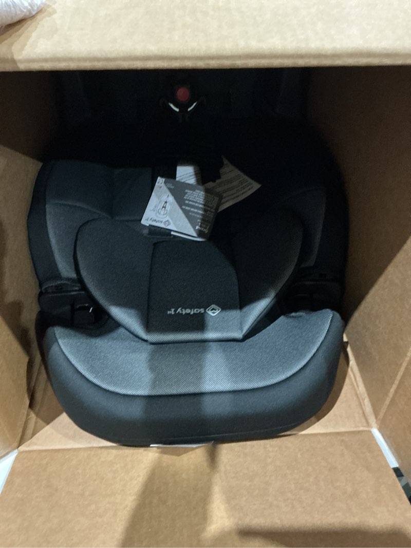 Condition photo showing Good Condition for safety 1st grand 2-in-1 booster car seat, converts from high back to belt-positioning booster, high back seat for kids 40-65, and belt-positioning 40-100 pounds, old soul