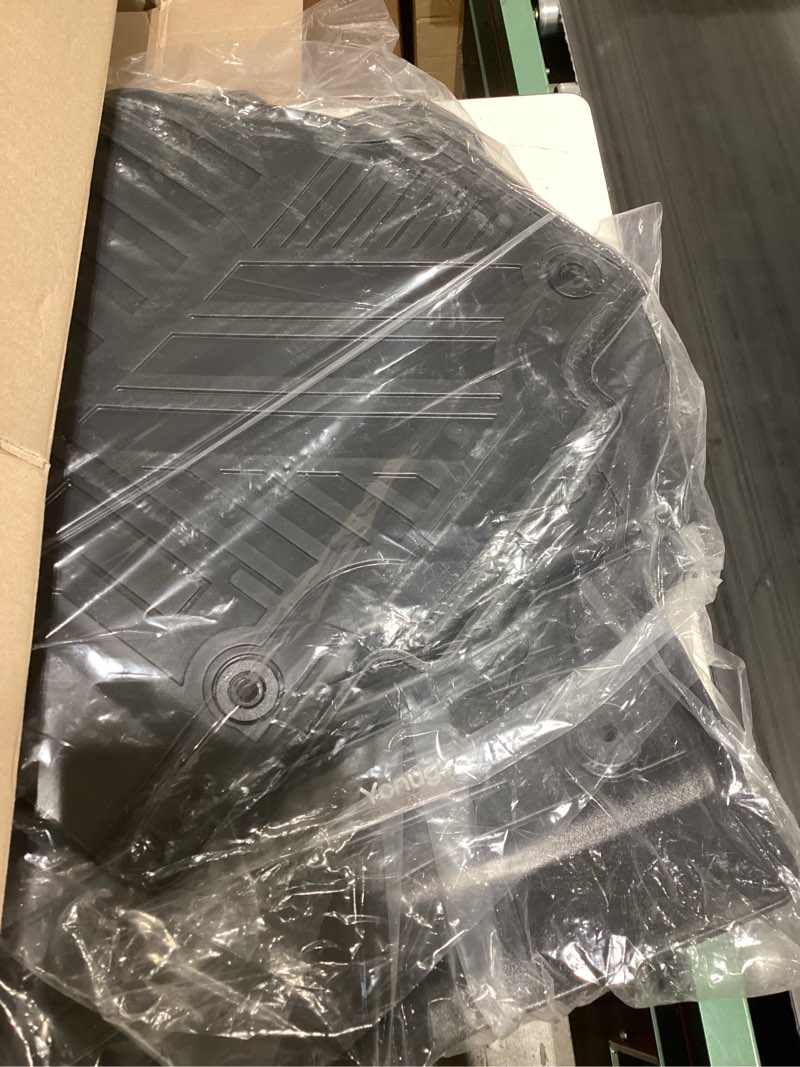 Condition photo showing Good Condition for for 2017-2025 2026 chrysler pacifica/voyager 1st front floor mats 2 pcs tpe all weather protection mats fit chrysler pacifica voyager accessories (front row floor mats 2 pcs)