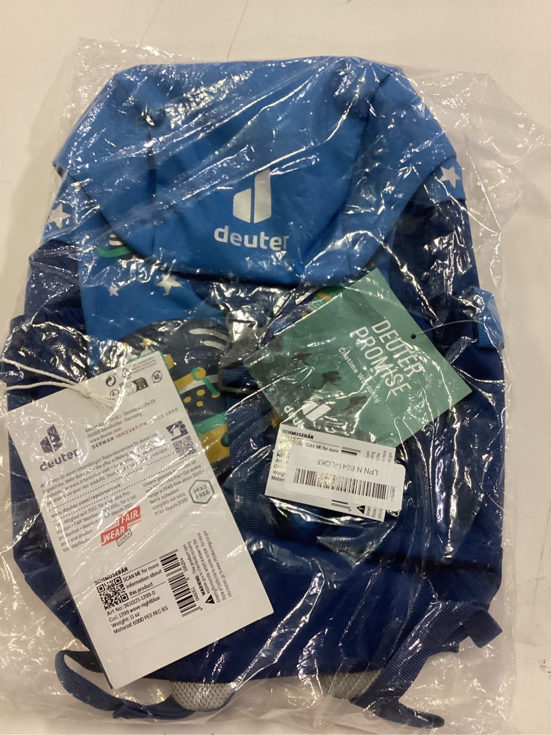 Condition photo showing New/Like New for deuter schmusebar kid's drawstring backpack i daypack, rucksack for school and day hiking i ages 3+ up - wave-nightblue 8 l wave-nightblue