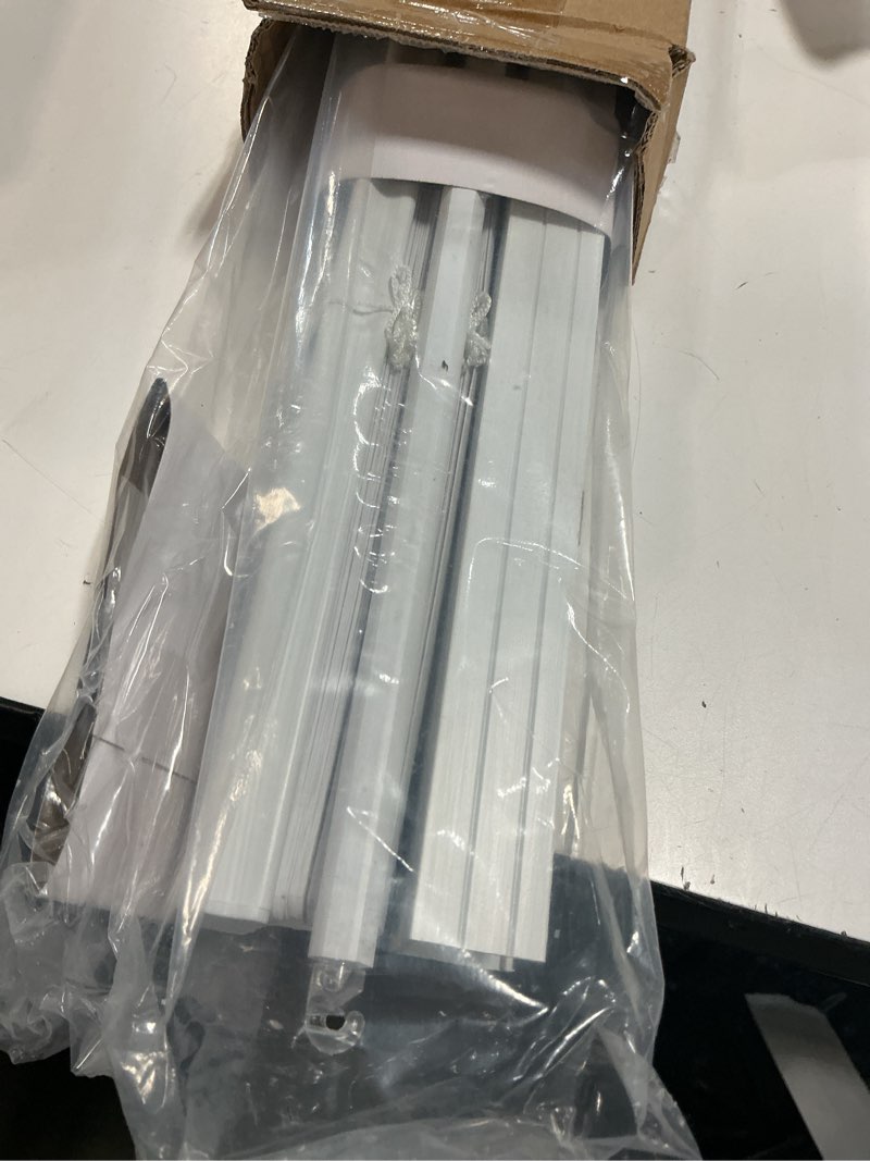 Condition photo showing Good Condition for 1" cordless mini blinds 20" w x 36" h, white vinyl blinds, horizontal light filtering blinds, window blinds for indoor windows, office, kitchen, bathroom and living room. 20"w x 36"h