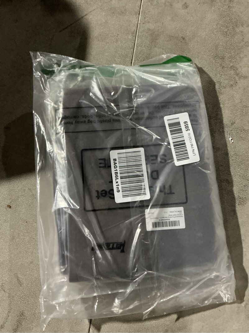 Condition photo showing Good Condition for Ferraycle 6 Pcs Silver Storage Bags Anti Tarnish Storage Bag Fabric Cloth for Jewelry Silverware Protection Flatware(18 x 18 Inch,Dark Gray) Dark Gray 18 x 18 Inch