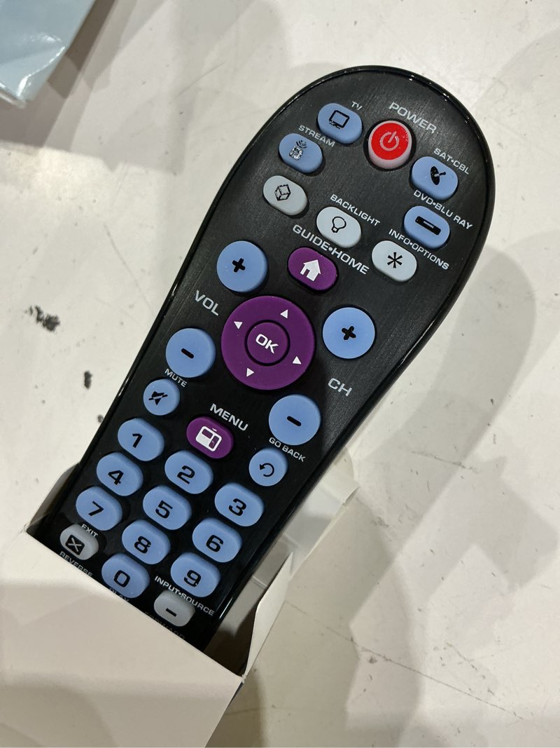 Condition photo showing Good Condition for rca programmable universal big button remote control