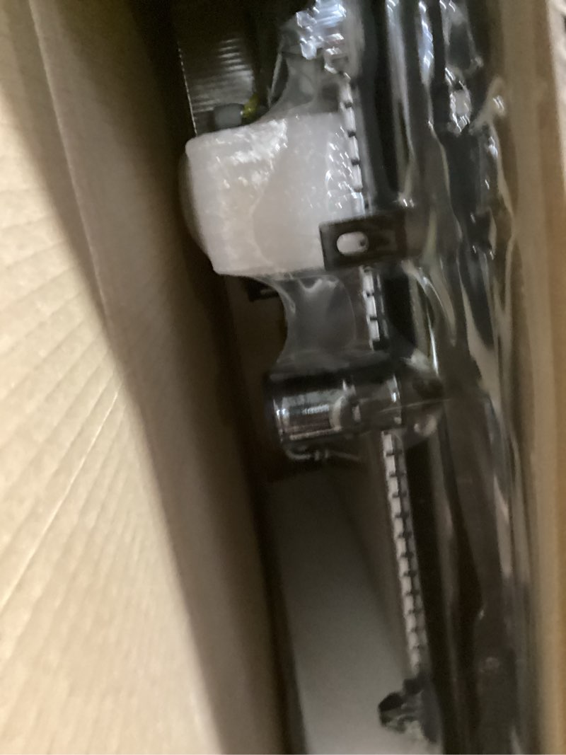 Condition photo showing New/Like New for replacement radiator for 2007-2011 camry l4 2.4l, 2010-2011 camry 2.5l 4cyl, rrad2917 cu2917: (2007-2011)toyota camry