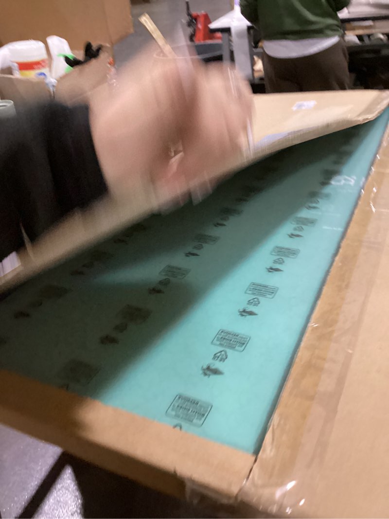 Condition photo showing Good Condition for LaVie Home 24x36 Picture Frame for Wall Display, 24x36 Black Picture Frame with HD Plexiglas, 24 x 36 Poster Frame 1 Pack, Display Frame for Vertical or Horizontal, Classic Collection