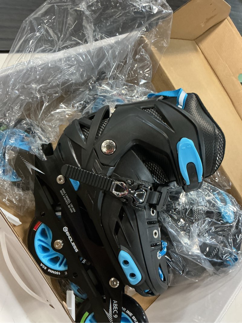 Condition photo showing Good Condition for endless el1033 inline adjustable skate | color: blue | size: medium (us1-us5) | for kids 6 to 12 yea